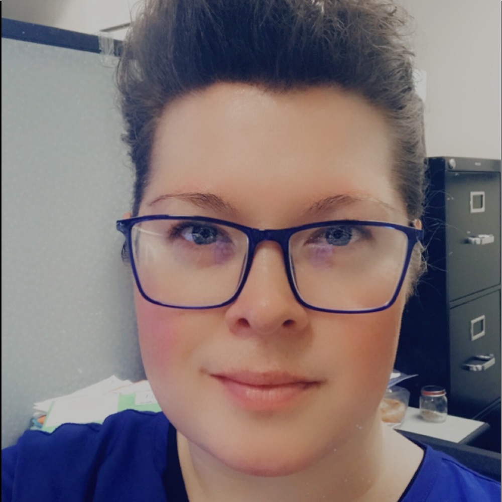 Meet your Posher, April